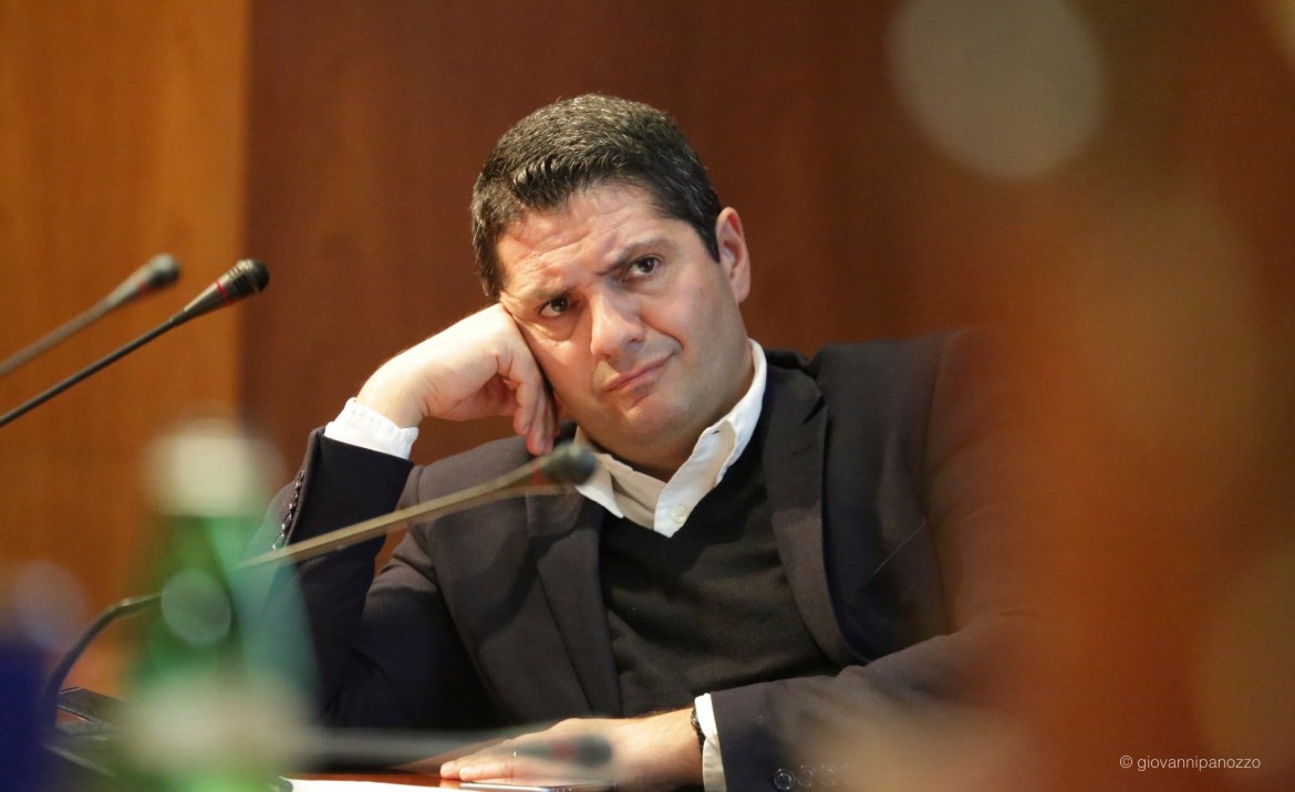 “Fabbrica Futuro” il libro di Marco Bentivogli (Fim Cisl) e Diodato Pirone sarà presentato il 30 gennaio a Bologna