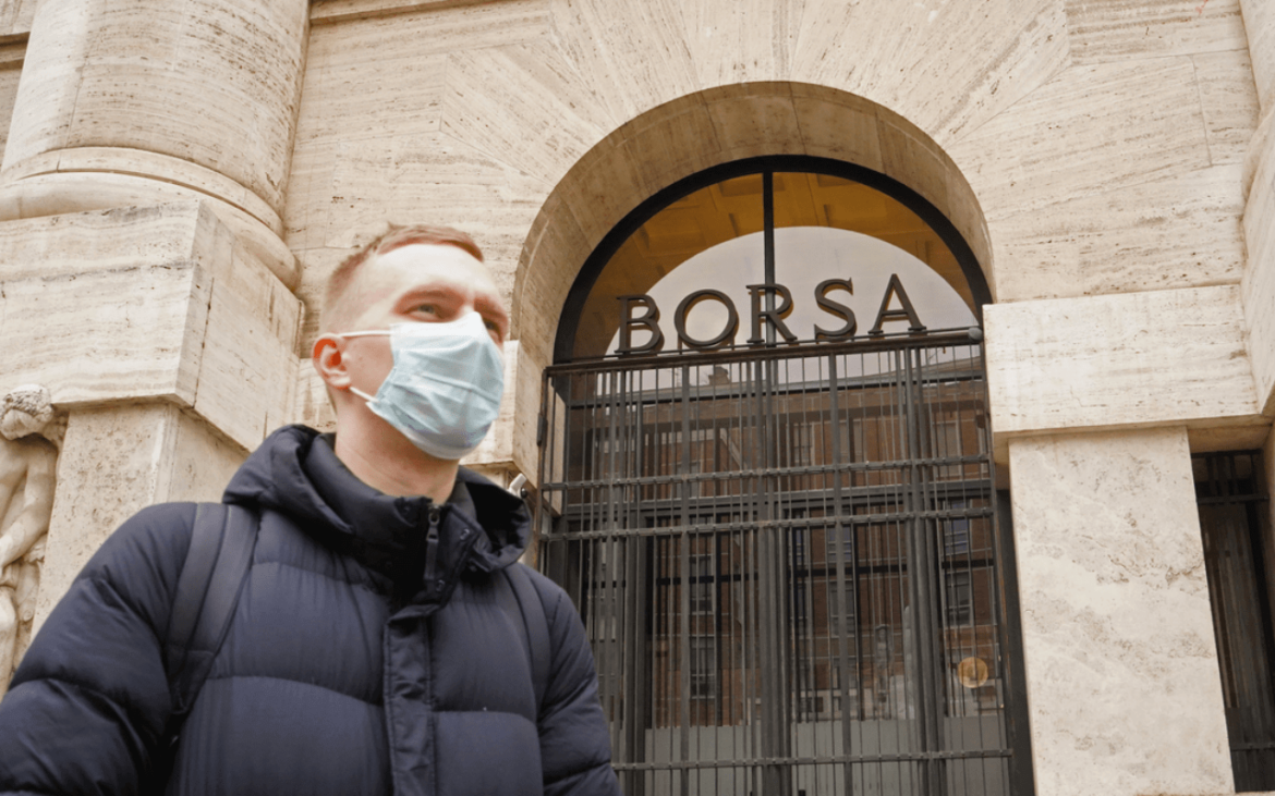 Borsa: Milano in calo, petrolio giù