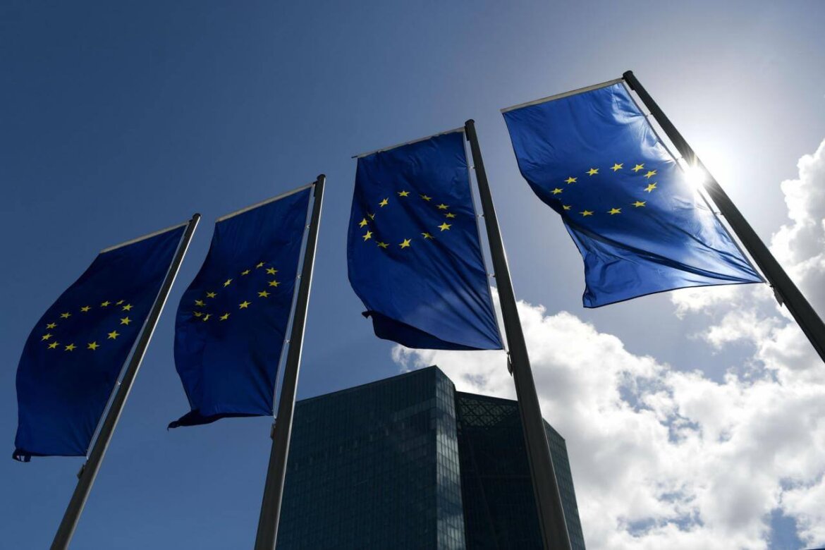 Coronavirus, dalla Bce 750 miliardi di euro per l’emergenza pandemica