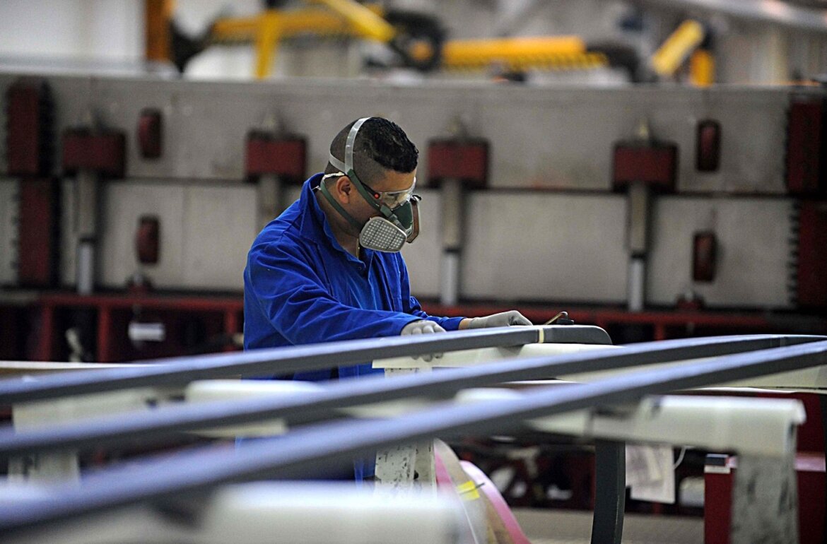Metalmeccanico a lavoro