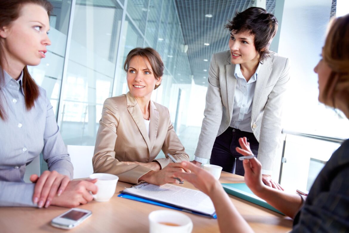 Team di donne a lavoro