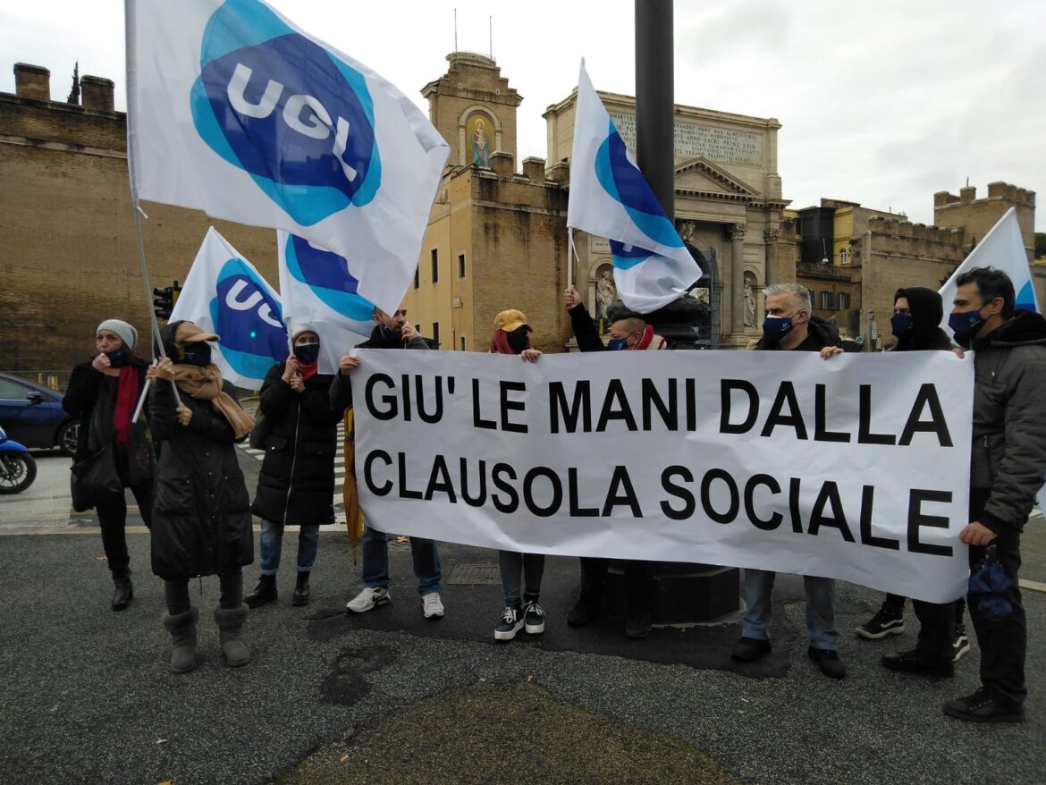 Nethex Care, manifestazione di protesta davanti al Ministero delle Infrastrutture e dei Trasporti Lavoratori della Nethex Care in protesta