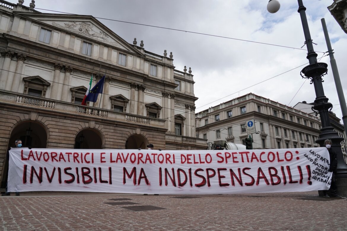 Lavoratori dello spettacolo manifestano