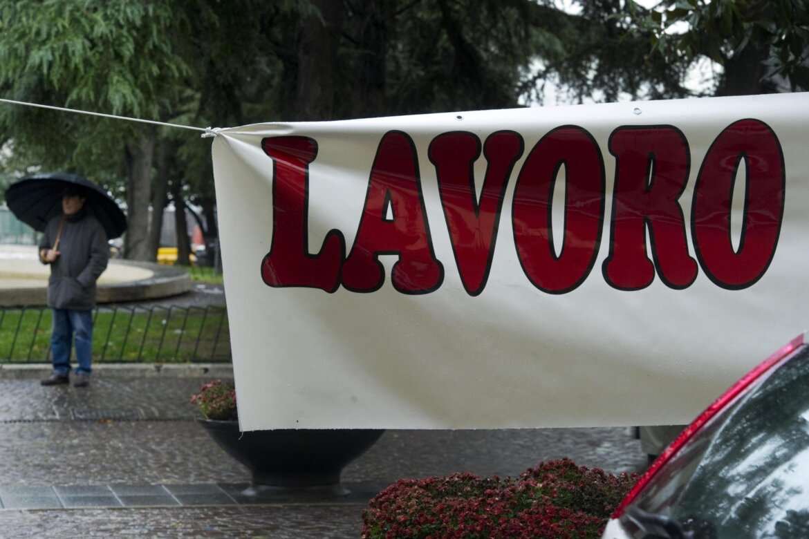 Occupazione: si arresta il trend positivo iniziato nel 2015