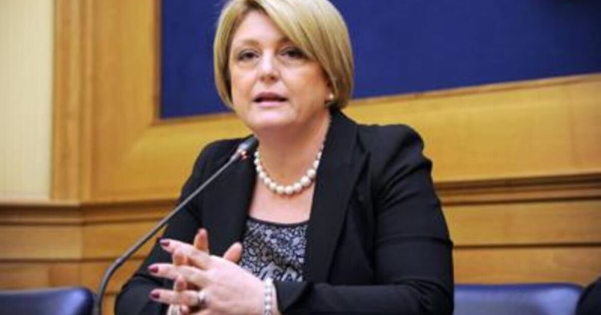 Marina Calderone Marina Calderone