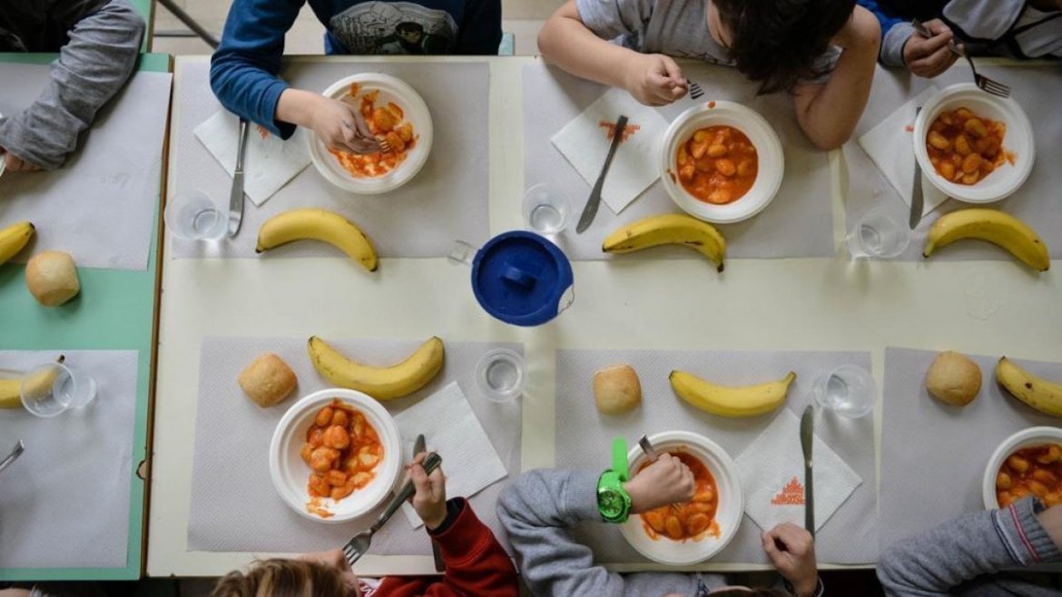 Roma, mense scolastiche. Sindacati all’attacco: “L’assessore Baldassarre garantisce qualità nel servizio ma solo oggi si accorge delle anomalie nelle offerte”