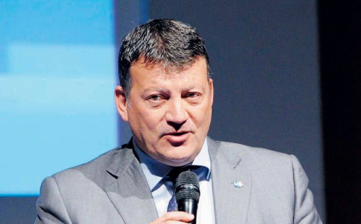 Pierpaolo-Bombardieri Bombardieri: Chi delocalizza restituisca i fondi pubblici