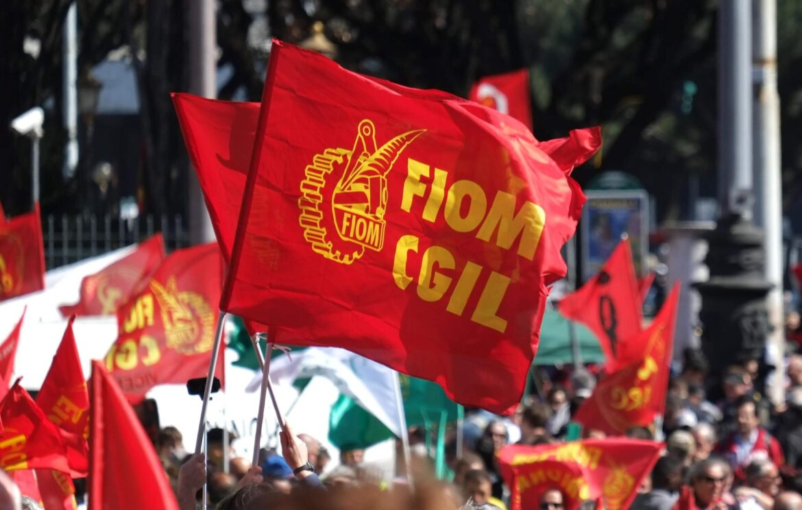 Fiom in piazza contro il Jobs Act Gkn, vertenza al bivio. Giani: “La posizione della Regione la decidono i lavoratori”