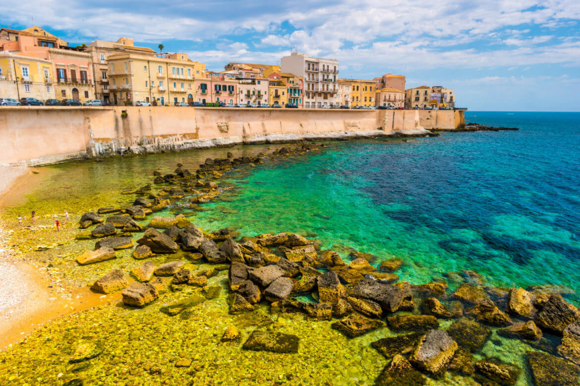 SICILIA ORIENTALE 0 L’economia della Regione Sicilia. Presentato il rapporto annuale del 2018