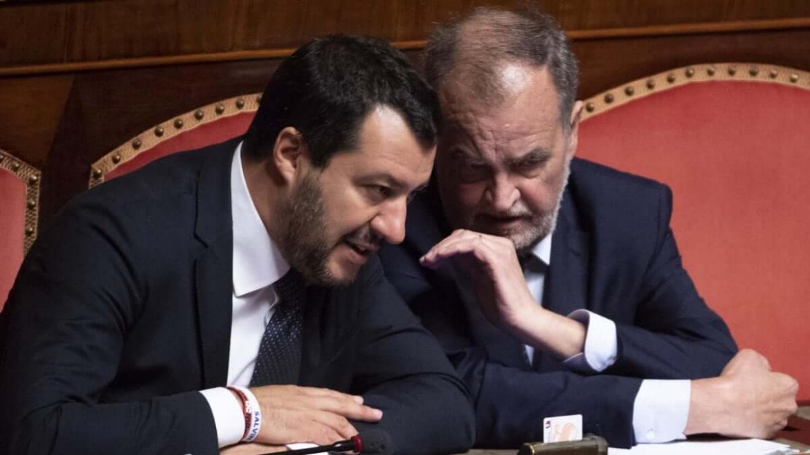 Salvini e Calderoli Perché il referendum di Salvini sulla legge elettorale potrebbe far cadere il Conte bis
