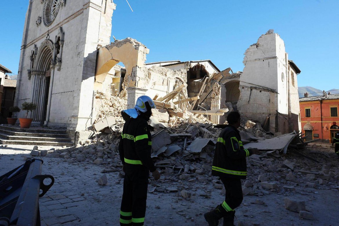 Terremoto, Coldiretti: paura anche per economia e lavoro. Le vendite crollano del 70%