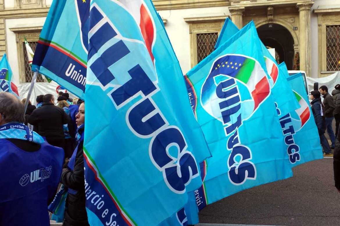 Bandiere della UilTucs