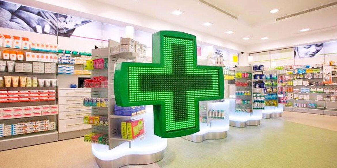Interno di una farmacia