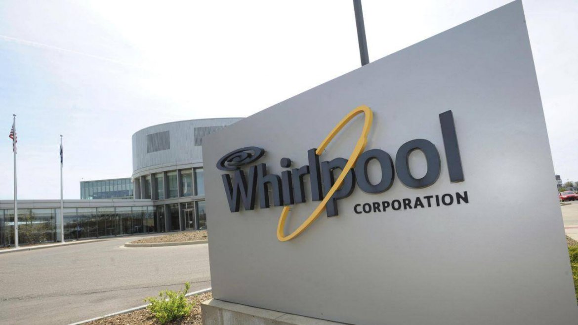 Whirlpool: Todde a Napoli “Basta con il rimpallo, l’azienda deve darci chiarimenti”