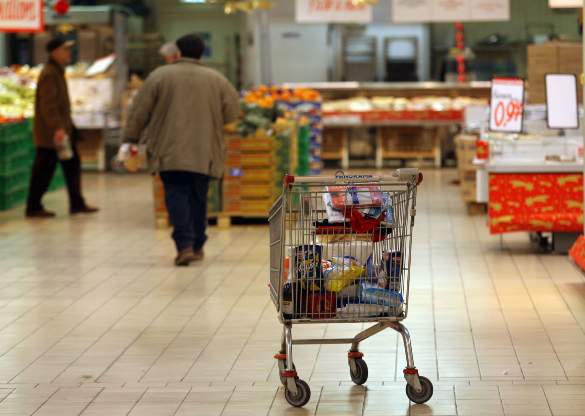 >>>ANSA/ VOLA L’INFLAZIONE, PREZZI RECORD PER CARRELLO DELLA SPESA Ad aprile rallenta l’inflazione: al 6% su base annua