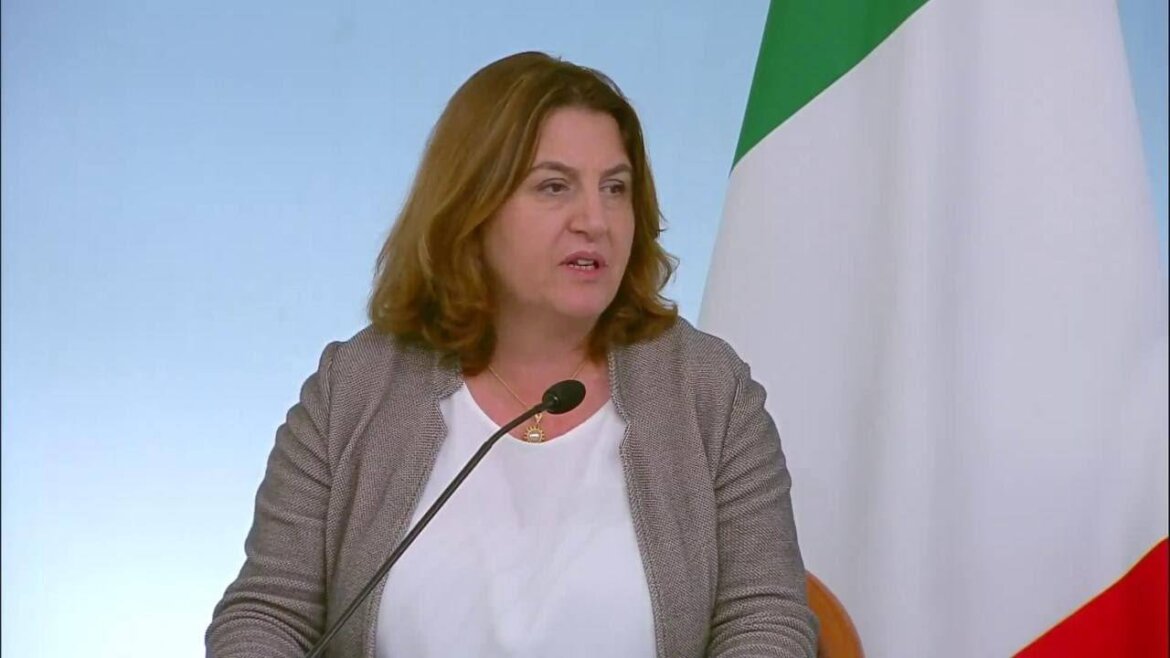 Cura Italia, Catalfo: firmato primo Decreto per riparto fondi Cig in deroga