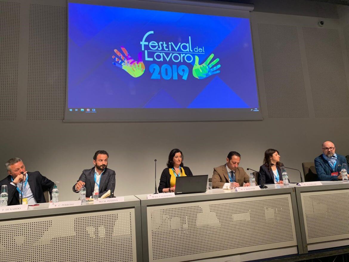 Etica e morale. Il comportamento corretto di fronte alla norma