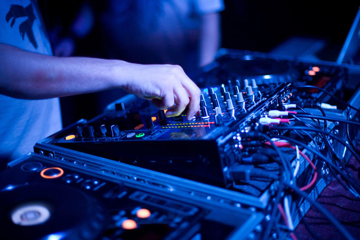 Fare il deejay è un vero lavoro?