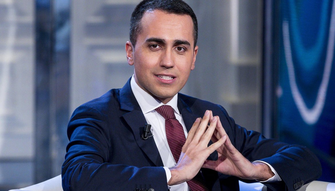 Svolta epocale per il M5S, Di Maio annuncia l’arrivo della “squadra nazionale”