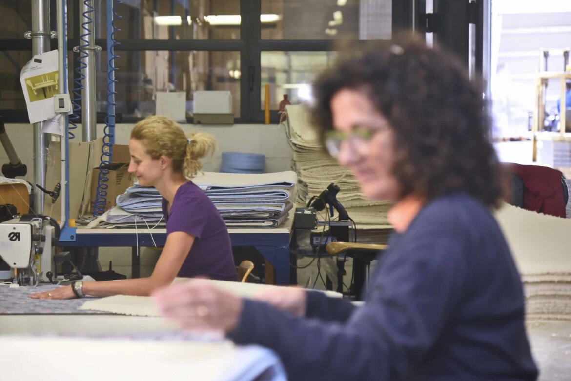 Migliaia di donne rischiano di lasciare il lavoro. L’appello della Fim Cisl: governo metta subito in campo risorse