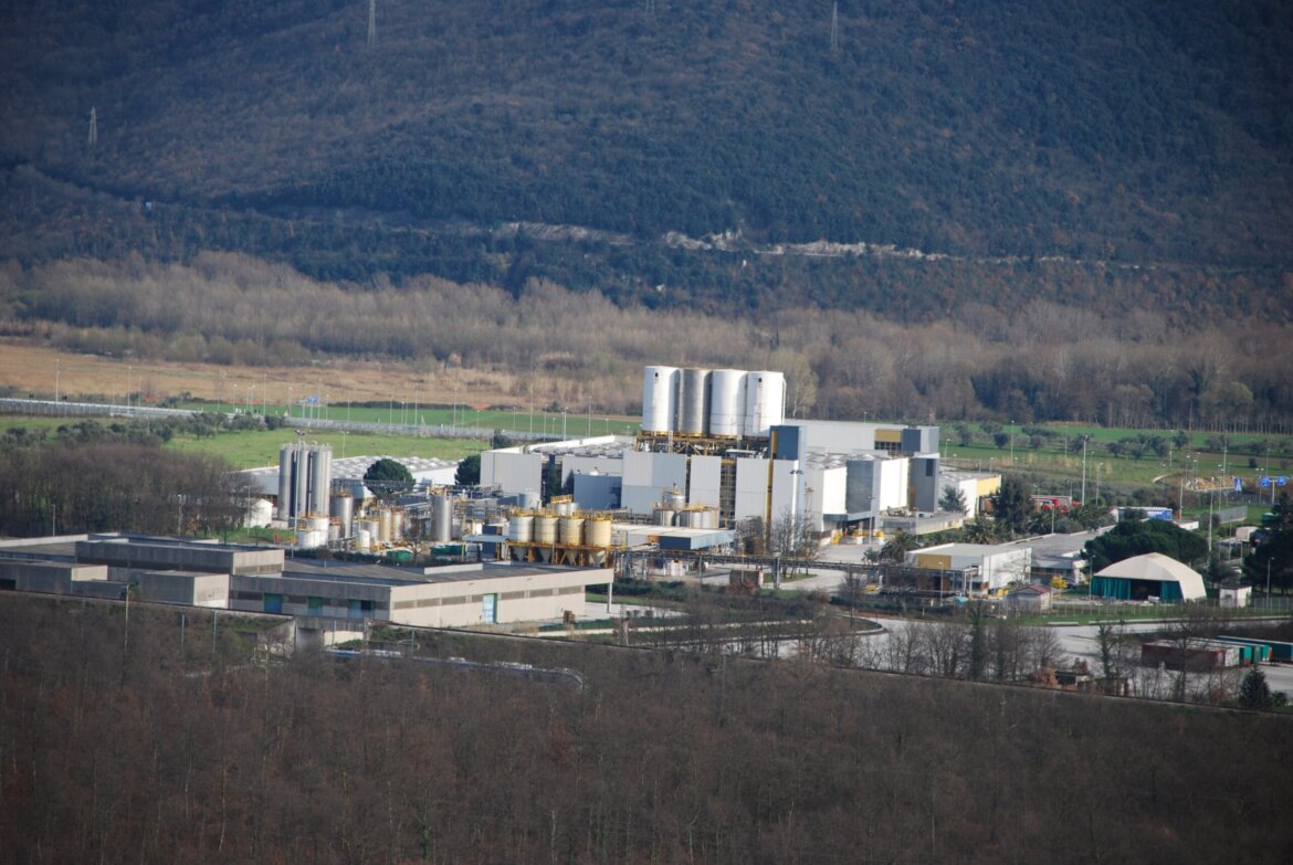 Lo stabilimento Unilever di Pozzilli Lo stabilimento Unilever di Pozzilli
