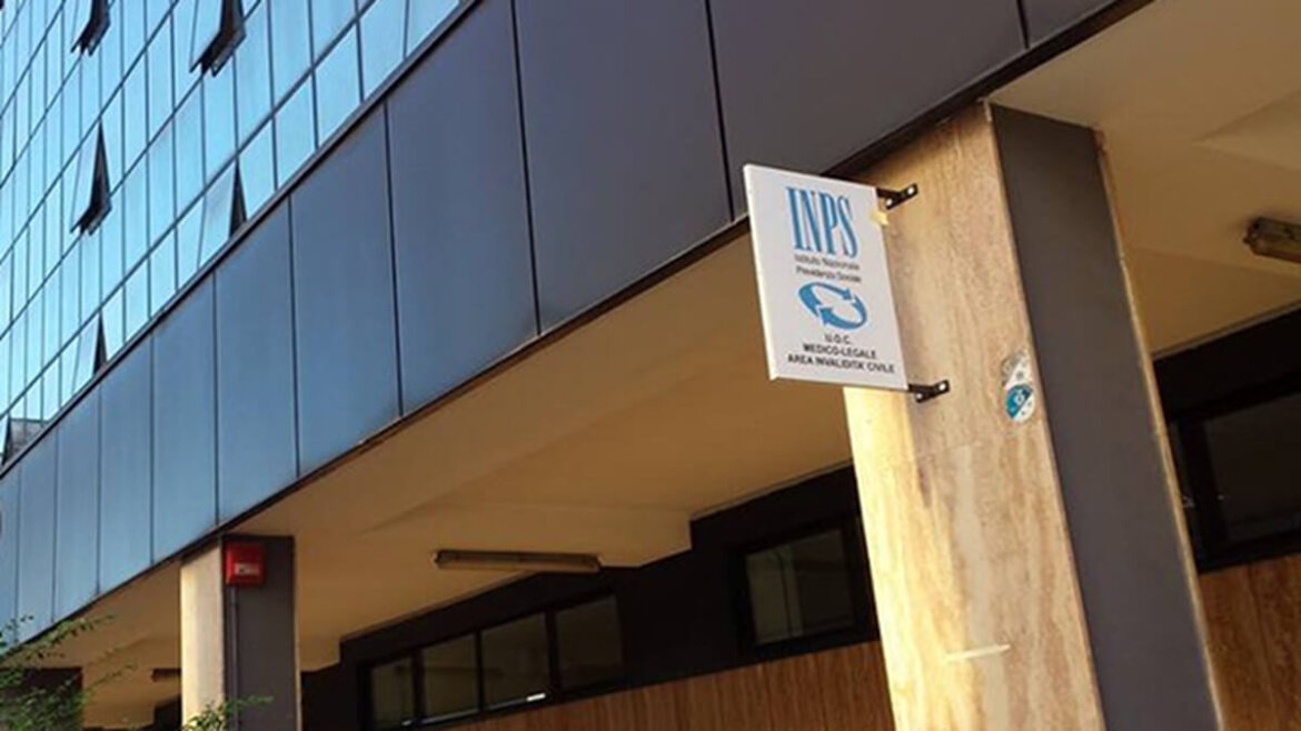 Sede dell'Inps in una foto