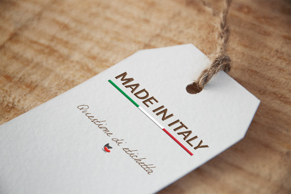 Etichetta made in Italy bianca