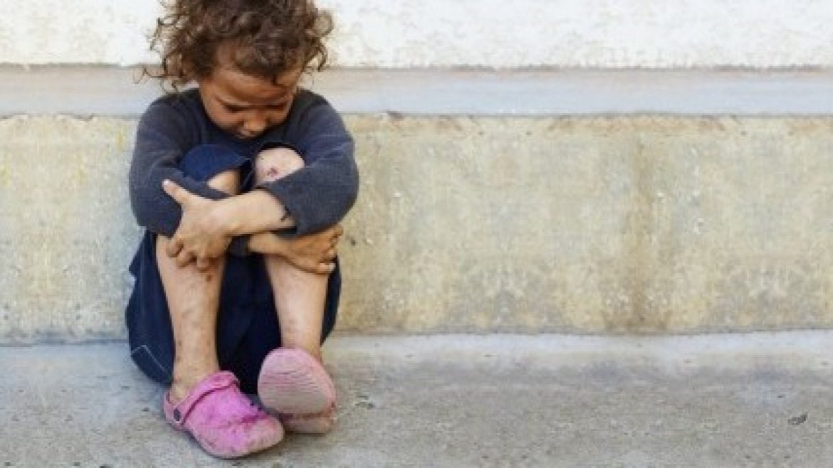 poverta_minorile_bambini-1280×720 Povertà, Istat: 14milioni di persone a rischio nel 2021