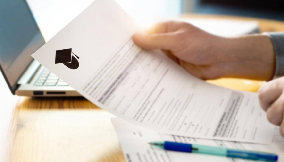 Manovra, al lavoro per ampliare il riscatto light della laurea