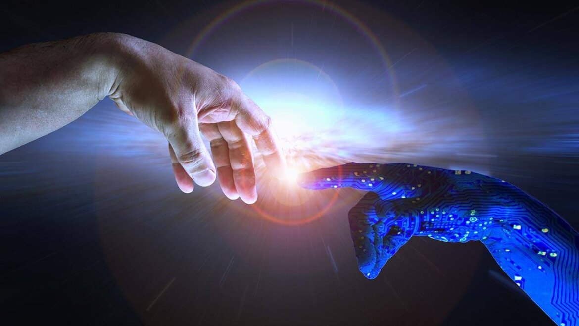 Mano umana e virtuale che si toccano